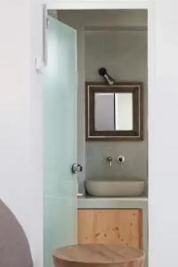 Elysian Santorini - 89