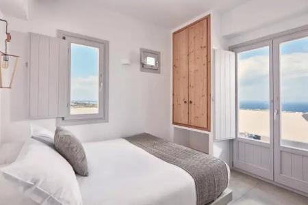 Elysian Santorini - 60