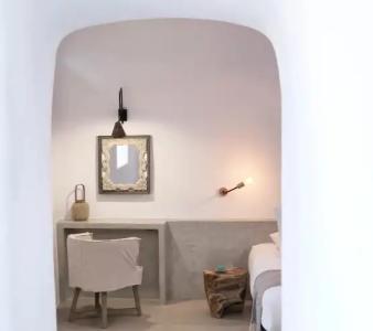 Elysian Santorini - 55