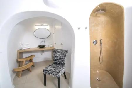 Elysian Santorini - 84