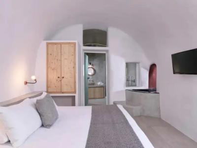 Elysian Santorini - 54