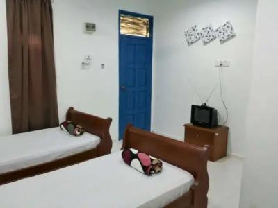 Pelangi River Inn - 0