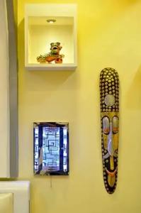 Royal Penguin Boutique 1 - 46