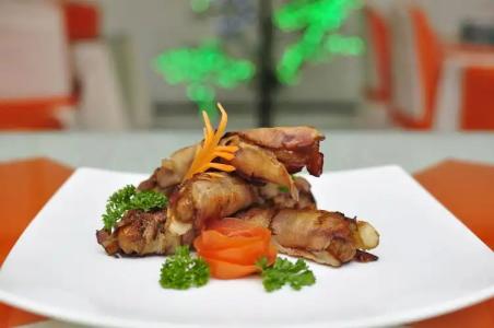 Royal Penguin Boutique 1 - 10