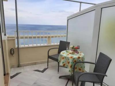 Eliza Apartments - 55