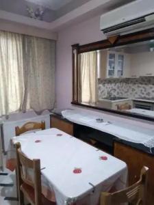 Eliza Apartments - 41