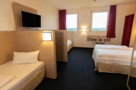 B&B Frankfurt-Airport - 58
