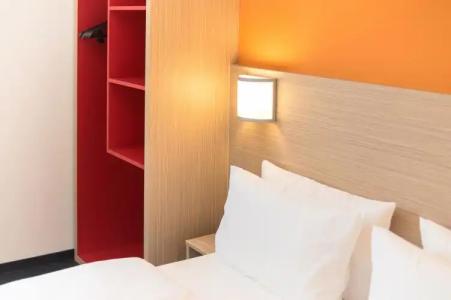 B&B Frankfurt-Airport - 3