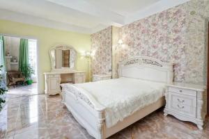 Aparthotel Family, Yalta