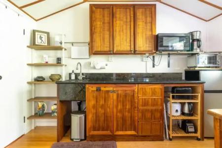 Fern Grotto Inn - 127