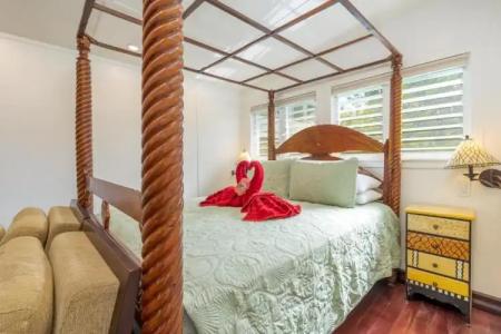 Fern Grotto Inn - 150