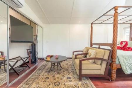 Fern Grotto Inn - 149