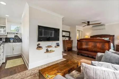 Fern Grotto Inn - 31