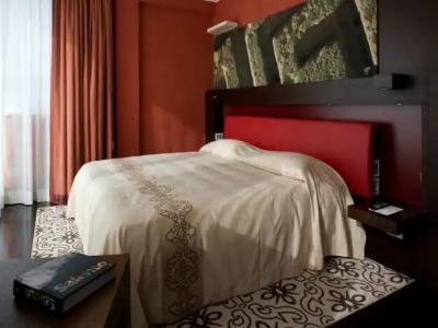 Tivoli Palazzo 1880 Lecce - 4