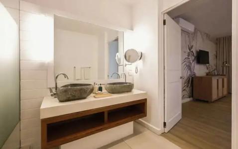 Constance Sakoa Boutik - 53