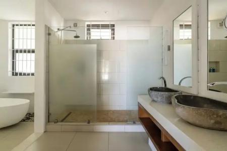 Constance Sakoa Boutik - 6