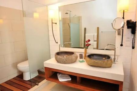 Constance Sakoa Boutik - 7