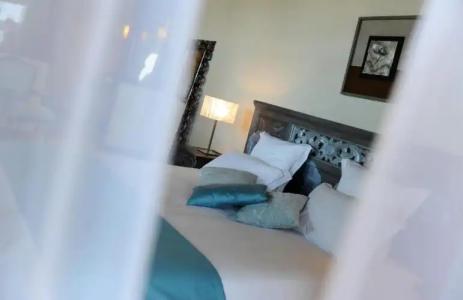 Constance Sakoa Boutik - 66