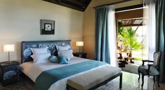 Constance Sakoa Boutik - 68