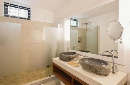 Constance Sakoa Boutik - 52