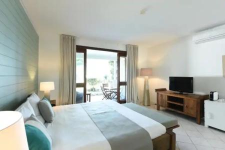 Constance Sakoa Boutik - 45