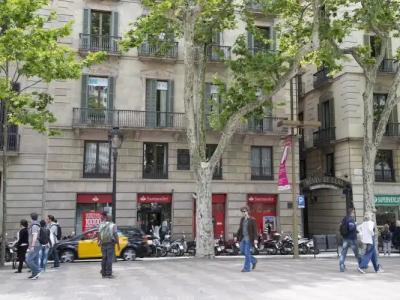 Ramblas by Pillow Hostel - Adults only - 18