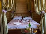Deluxe Double Room (2 Adults + 1 Child)