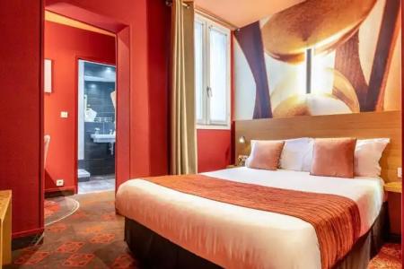 Ariane Montparnasse by Patrick Hayat - 97