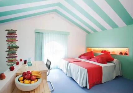 Latroupe Poblenou Beach - 3