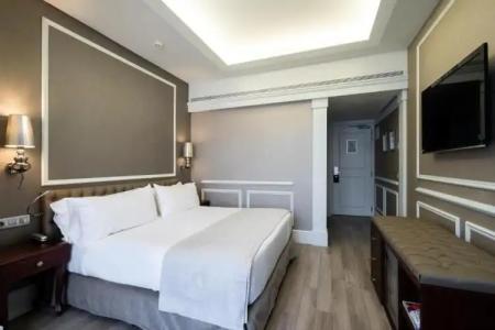 Catalonia Passeig de Gràcia - 50