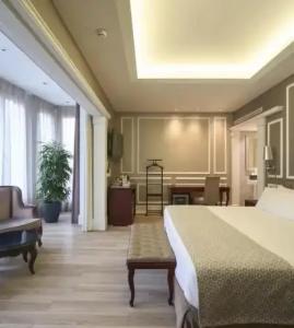 Catalonia Passeig de Gràcia - 57