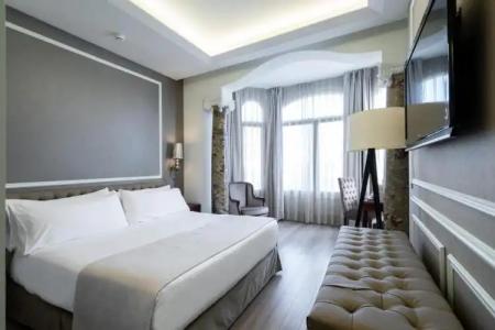 Catalonia Passeig de Gràcia - 49