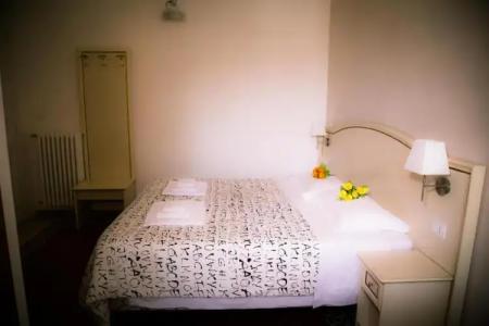 St. Peter Central Rooms B&B - 21