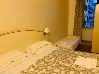 St. Peter Central Rooms B&B - 13