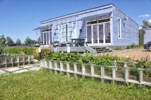 Semejnoe eko-prostranstvo Domik u morya Recreation camp, Gdov