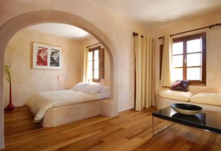 The_Petra, Small Luxurys of the World - 2