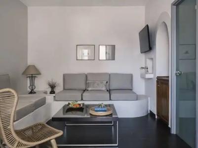 The_Petra, Small Luxurys of the World - 100