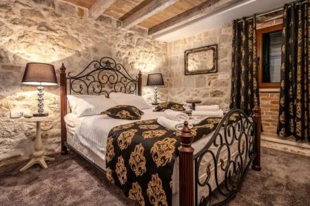 Heritage Palace Varos - Mag Quaint & Elegant Boutiques - 85