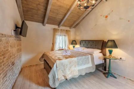 Heritage Palace Varos - Mag Quaint & Elegant Boutiques - 96