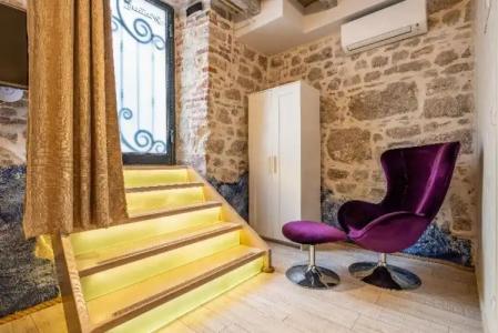 Heritage Palace Varos - Mag Quaint & Elegant Boutiques - 126