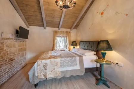 Heritage Palace Varos - Mag Quaint & Elegant Boutiques - 98