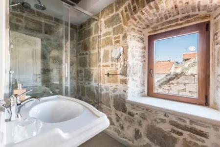 Heritage Palace Varos - Mag Quaint & Elegant Boutiques - 84