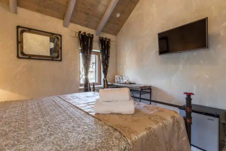 Heritage Palace Varos - Mag Quaint & Elegant Boutiques - 71