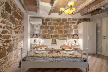 Heritage Palace Varos - Mag Quaint & Elegant Boutiques - 88