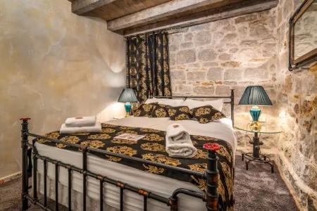 Heritage Palace Varos - Mag Quaint & Elegant Boutiques - 58