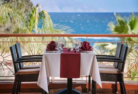 Xperience Hill-Top Beach Resort - 11