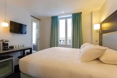 Logis Hôtel 15 Montparnasse - 81