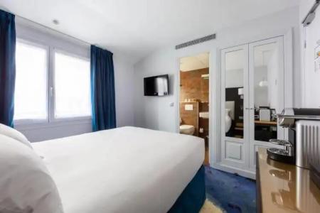 Logis Hôtel 15 Montparnasse - 50