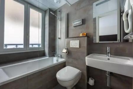 Logis Hôtel 15 Montparnasse - 8