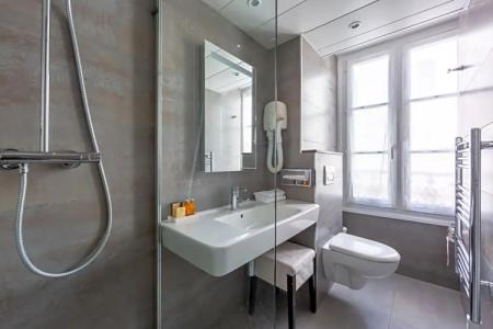 Logis Hôtel 15 Montparnasse - 86